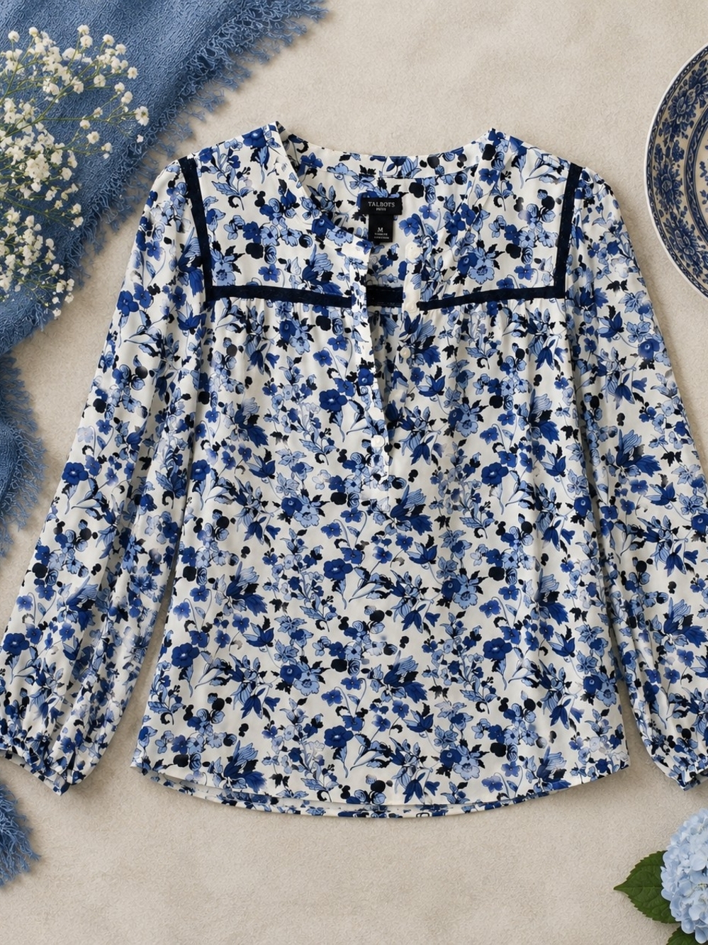 Talbots Petite Blue Floral Blouse MP Long Sleeve Button Front Cottagecore Top
